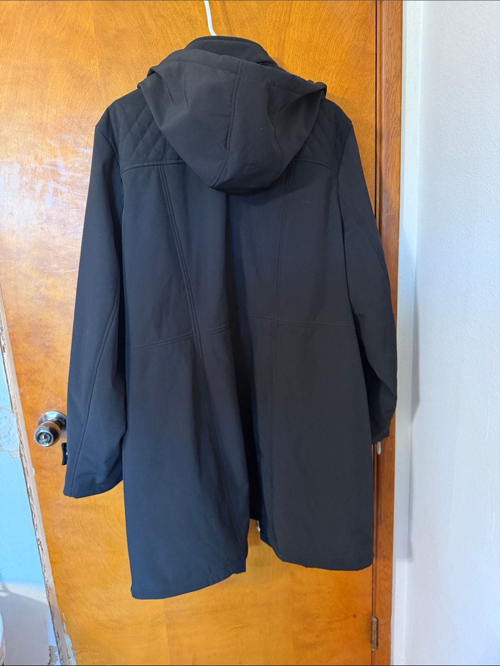 Michael Kors Black Hooded Trench Coat with Faux-Fur Lining - Picture 5 of 8
